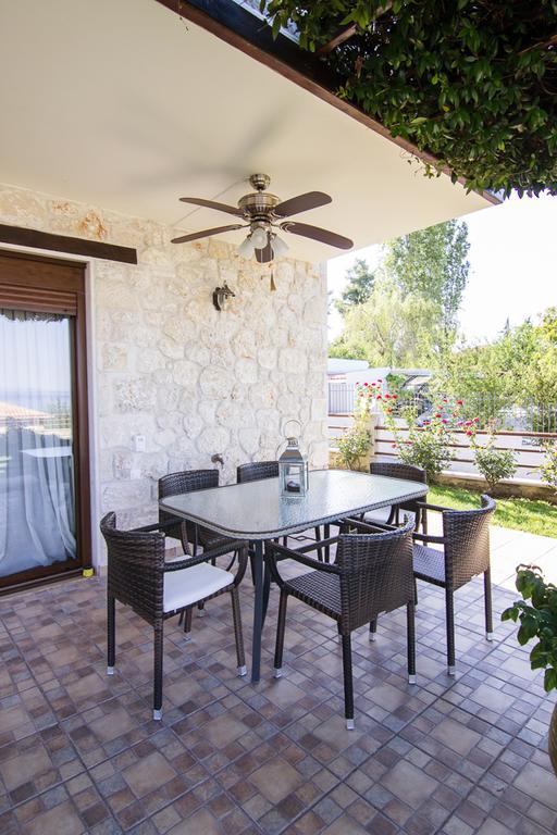 Daphne Villas Kriopigi Exterior photo